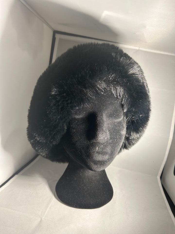 Women’s faux fur hats