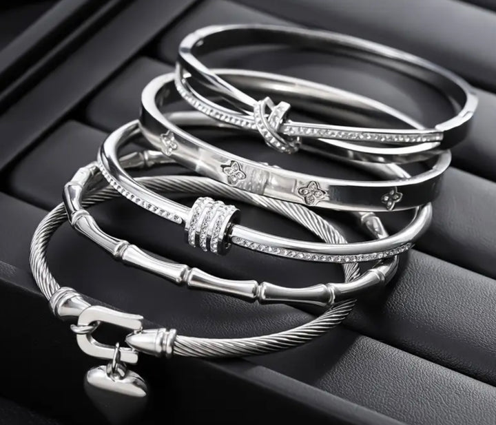 Silver bangle stack set