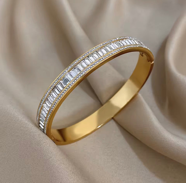 Luxury Multilayer Micro Inlaid Zircon Cuff Bracelet Fashion Gold Plated Stainless Steel Wide Bangle Bracelets Waterproof Jewelry