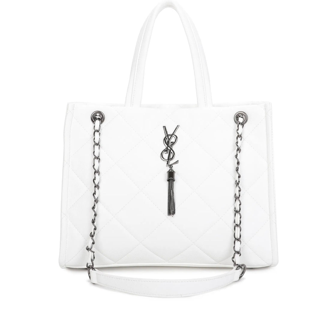 White handbag with chain strap and tassel 