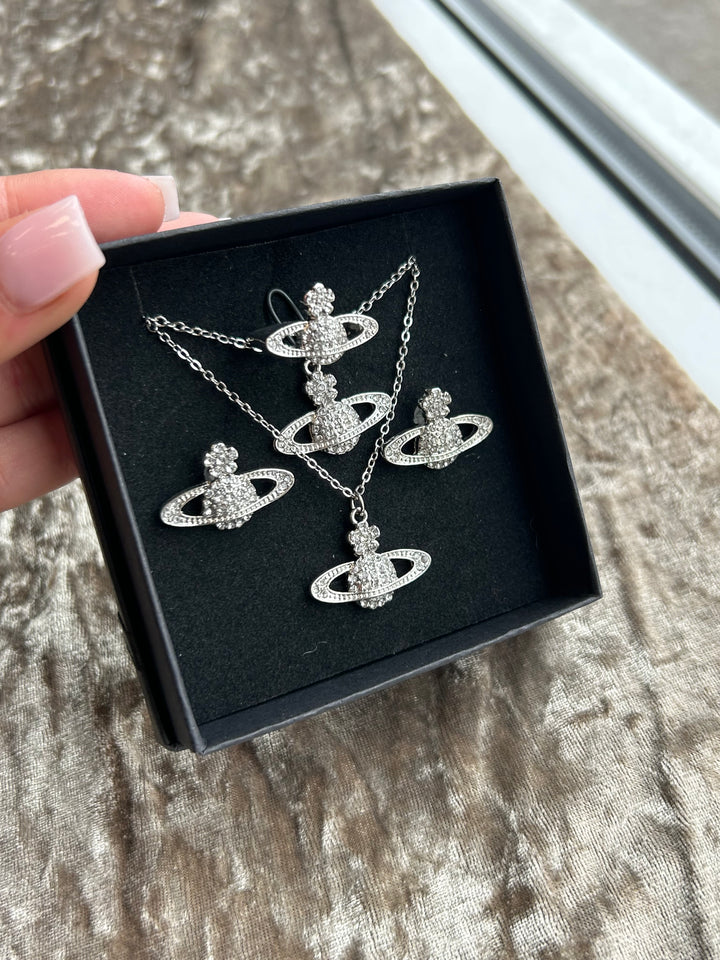 Silvery crystal detail planet orb style jewellery set 