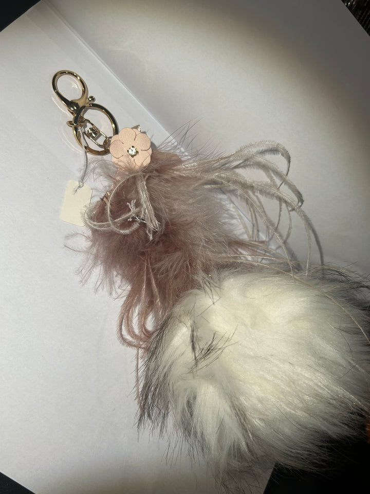 Fur pompom keyring