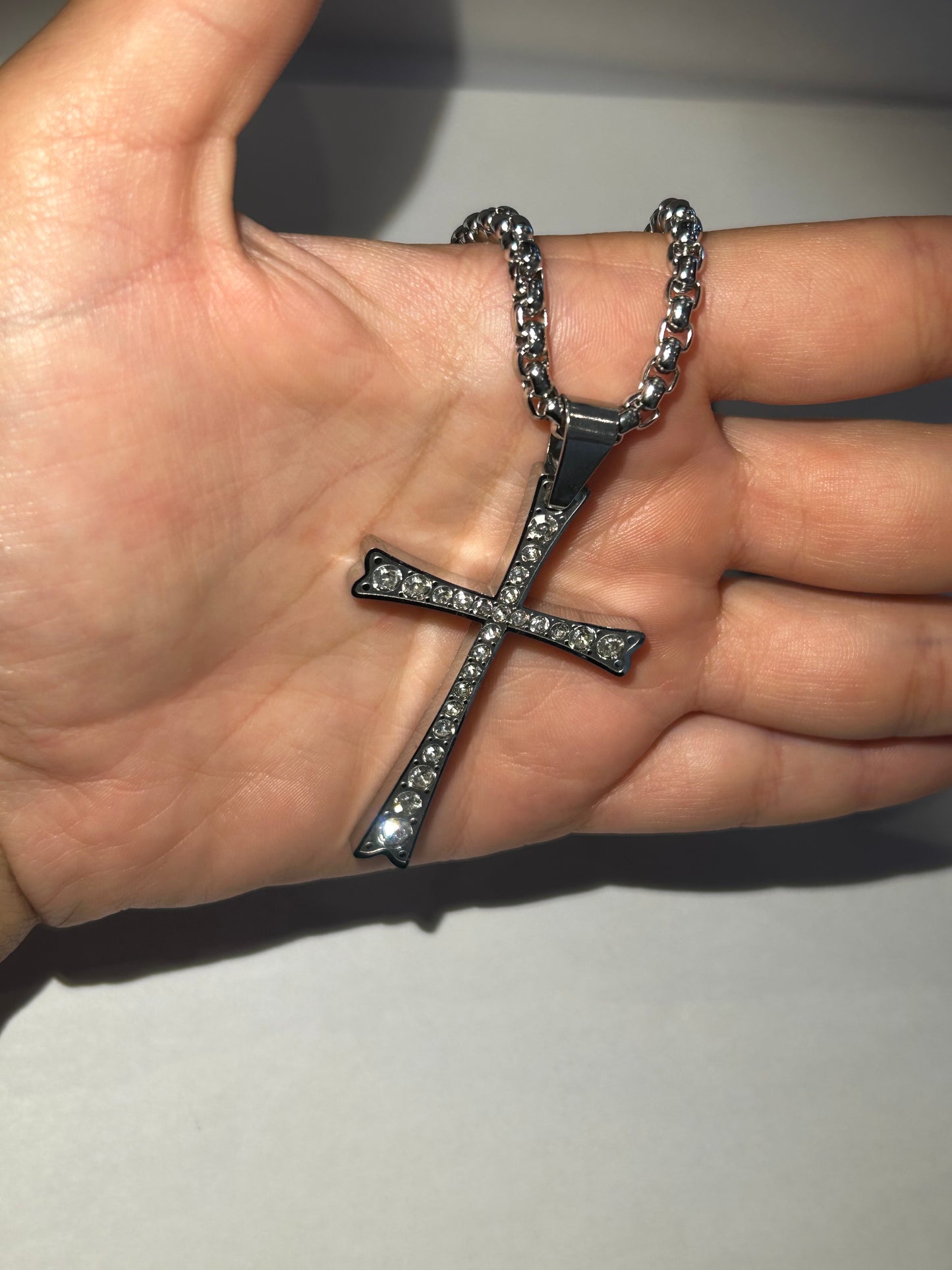 Large Crystal detailed cross shaped pendant