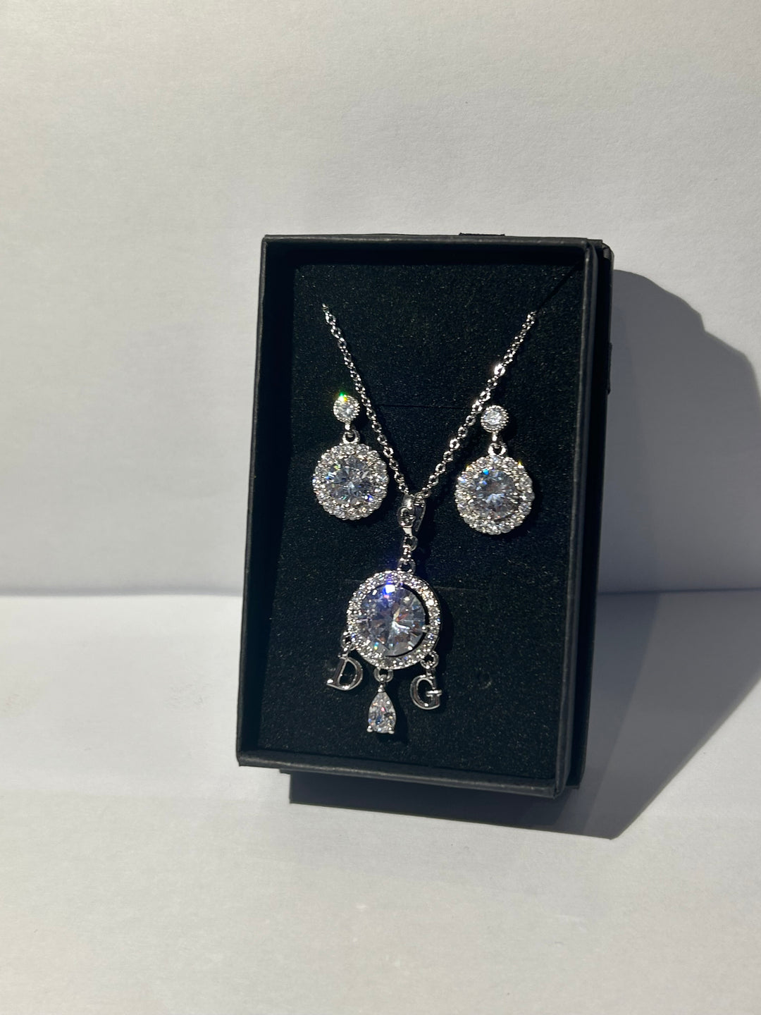 Letter crystal jewellery set