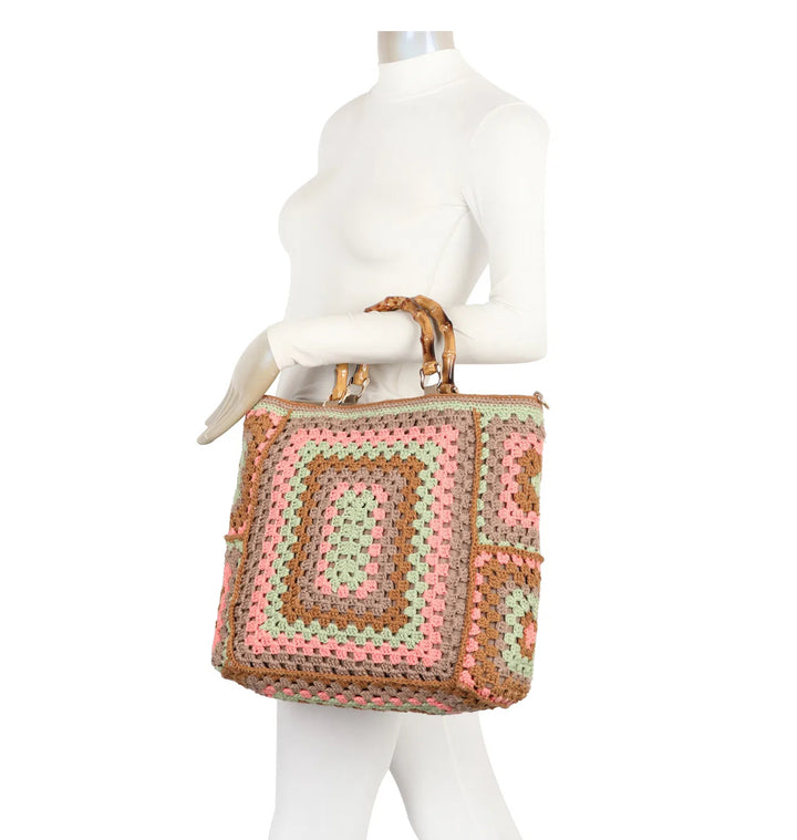  crochet grab bags with bamboo handles and a top zip closure