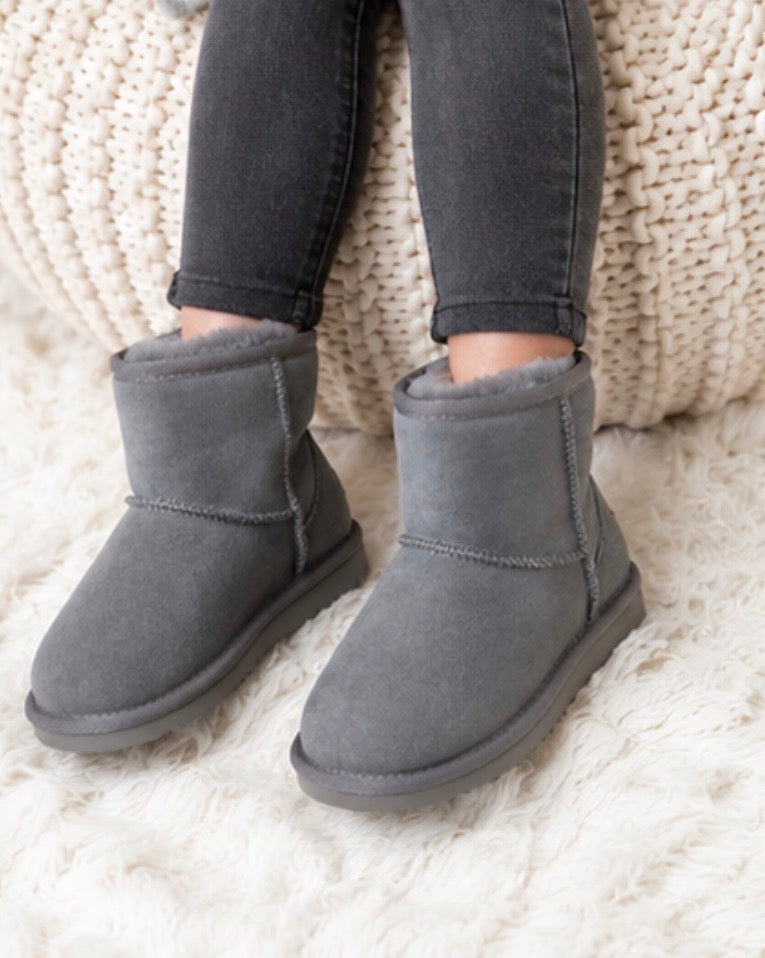 Grey children’s faux suede winter boots with soft faux fur lining