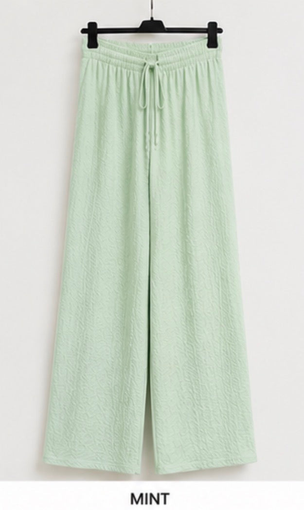 Ribbed wide leg trousers