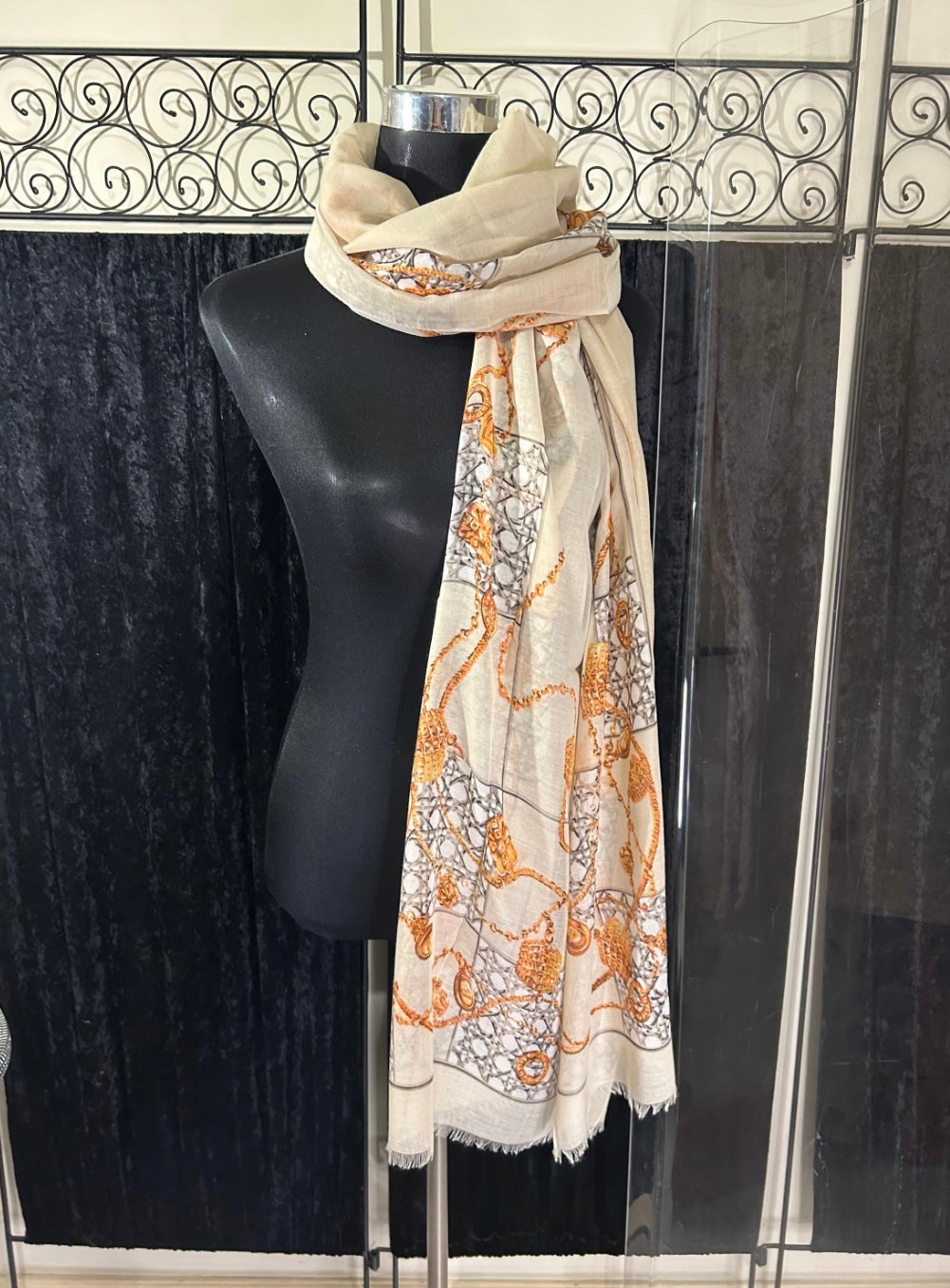 Thin chain print scarf