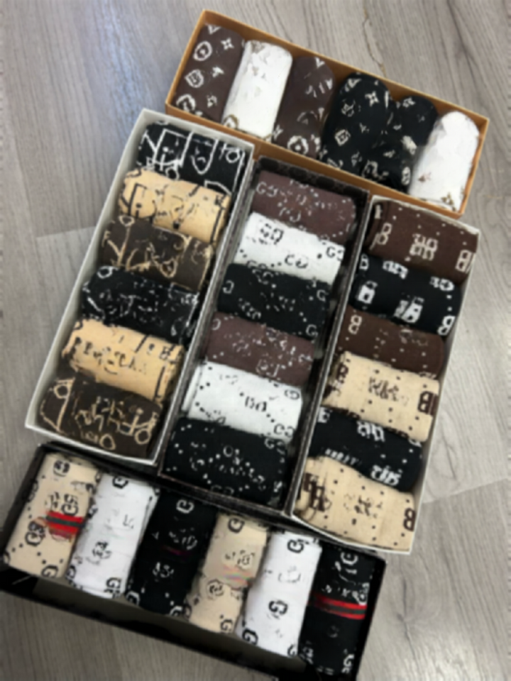 box pack of 6 socks 