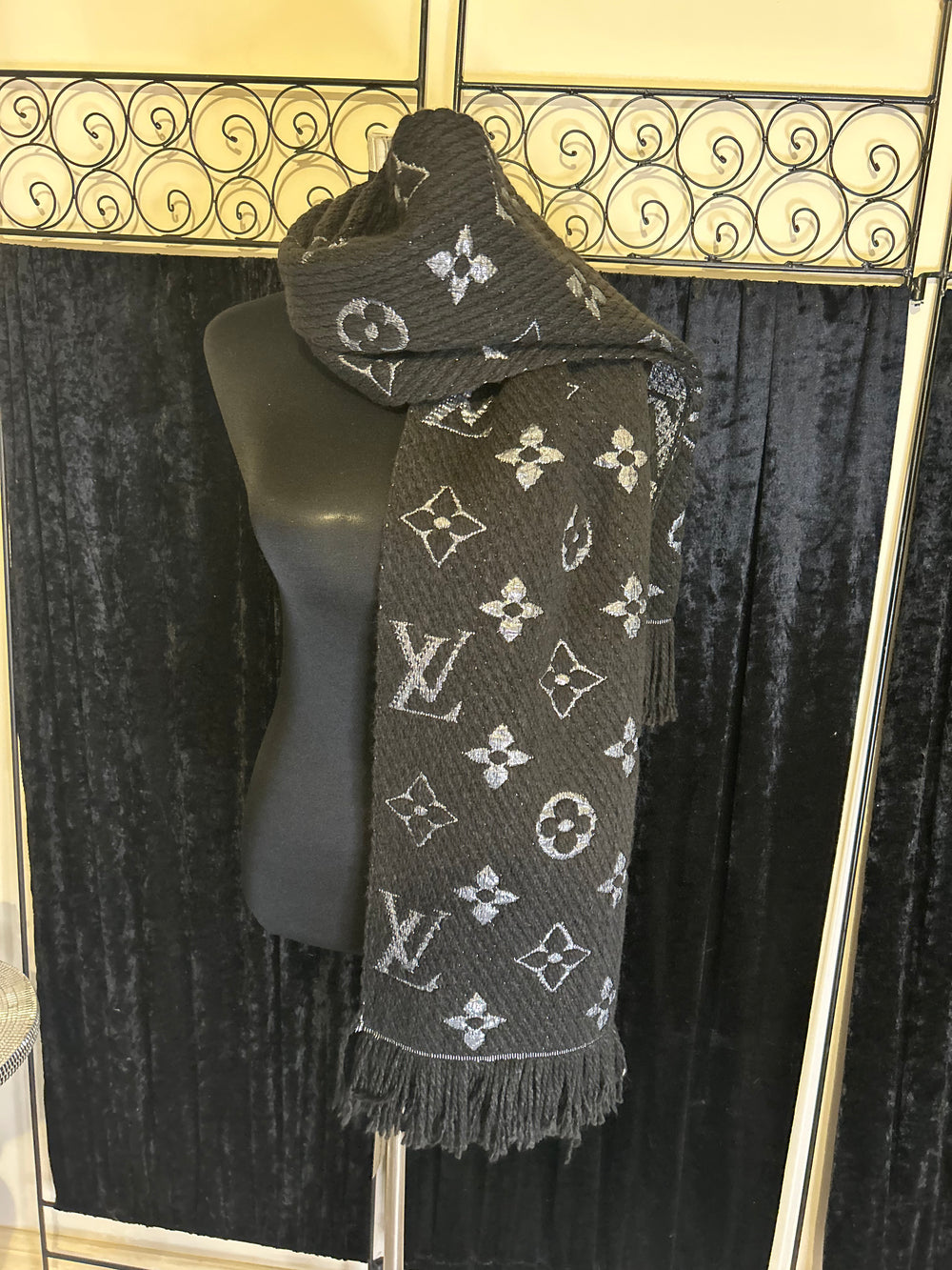 bold inspired letter print design scarf in black and silver