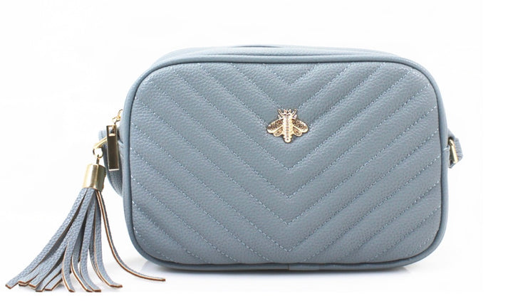 Quilted Bee Detail Crossbody Bag