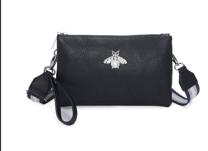 Black handbag with a bee emblem 
