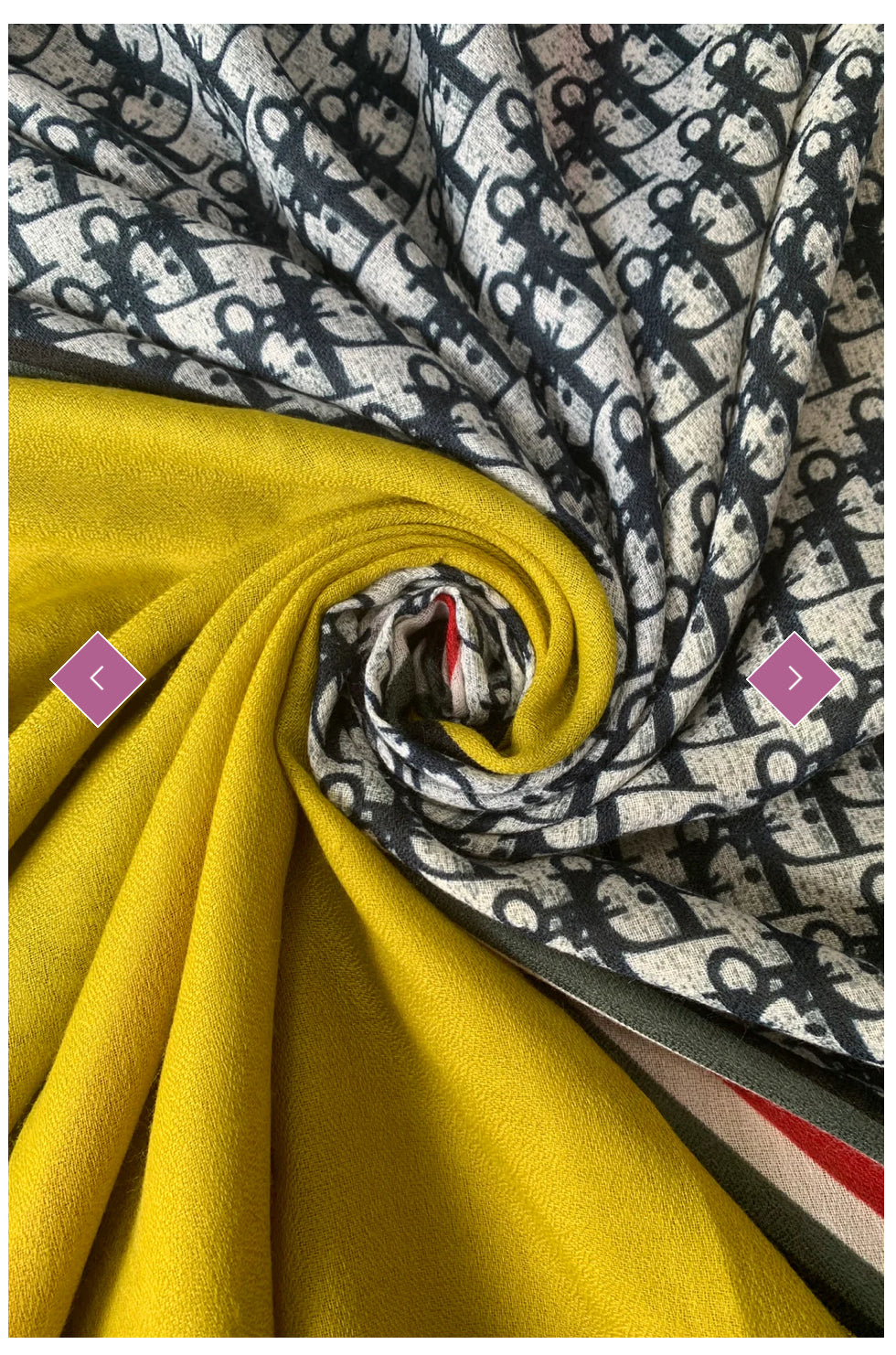 Letter detailed scarf with mustard red and green stripe 