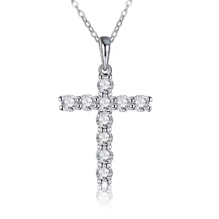 Delicate Round Cut Crystal Pendant Necklace