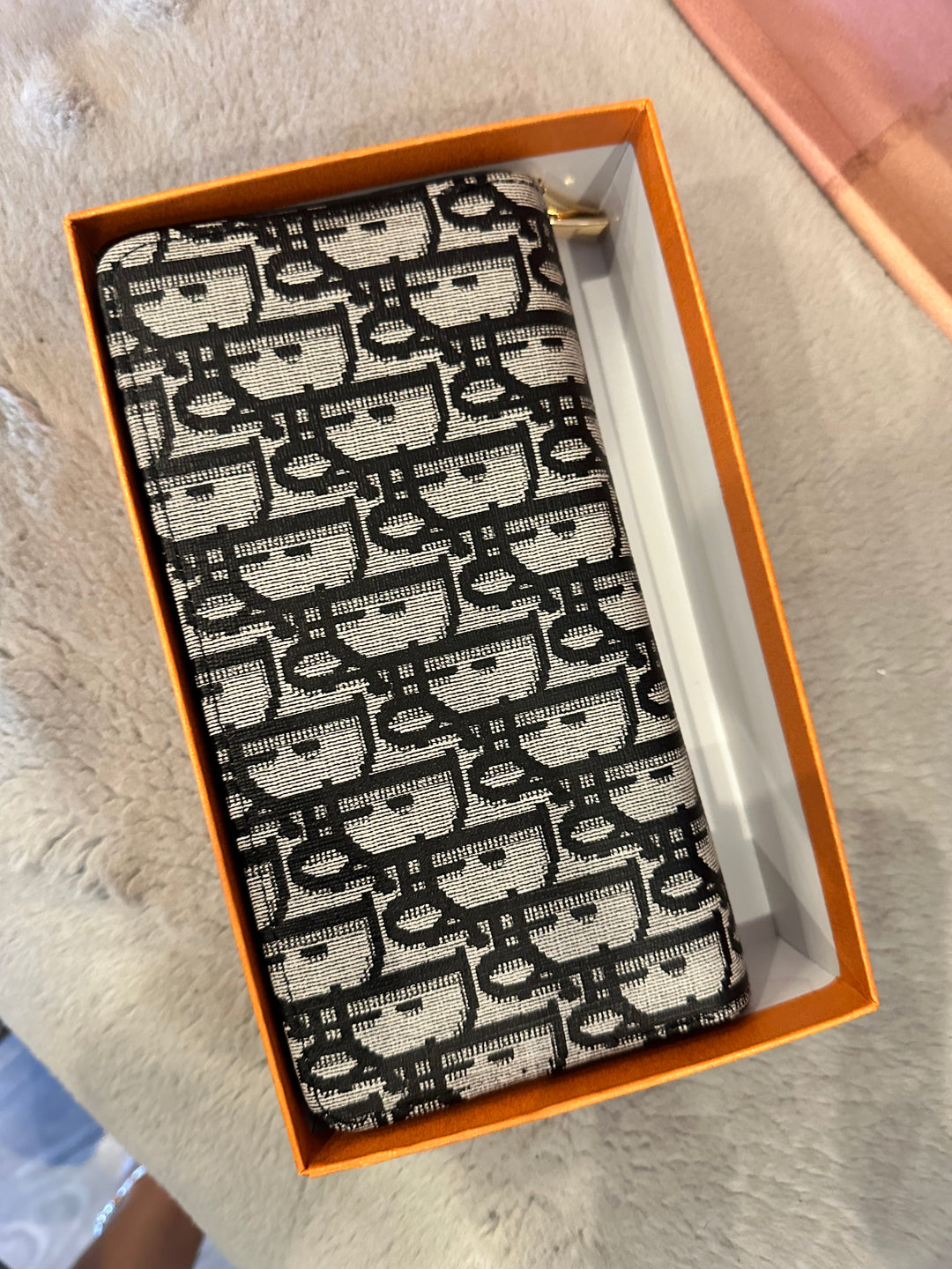 Double zip print purse