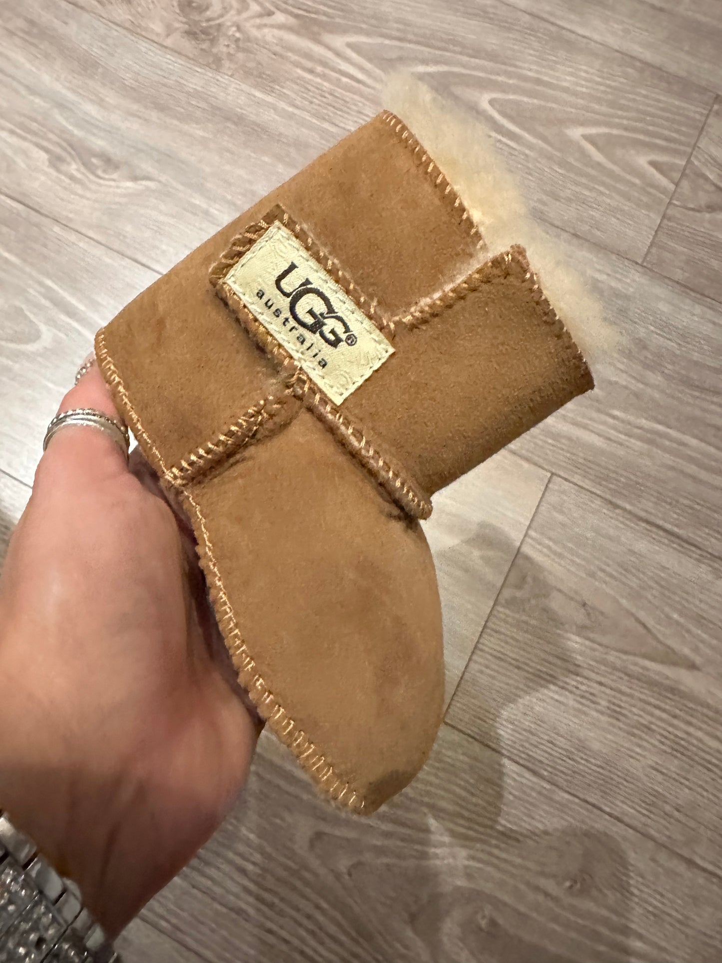 Baby winter boots in tan or grey