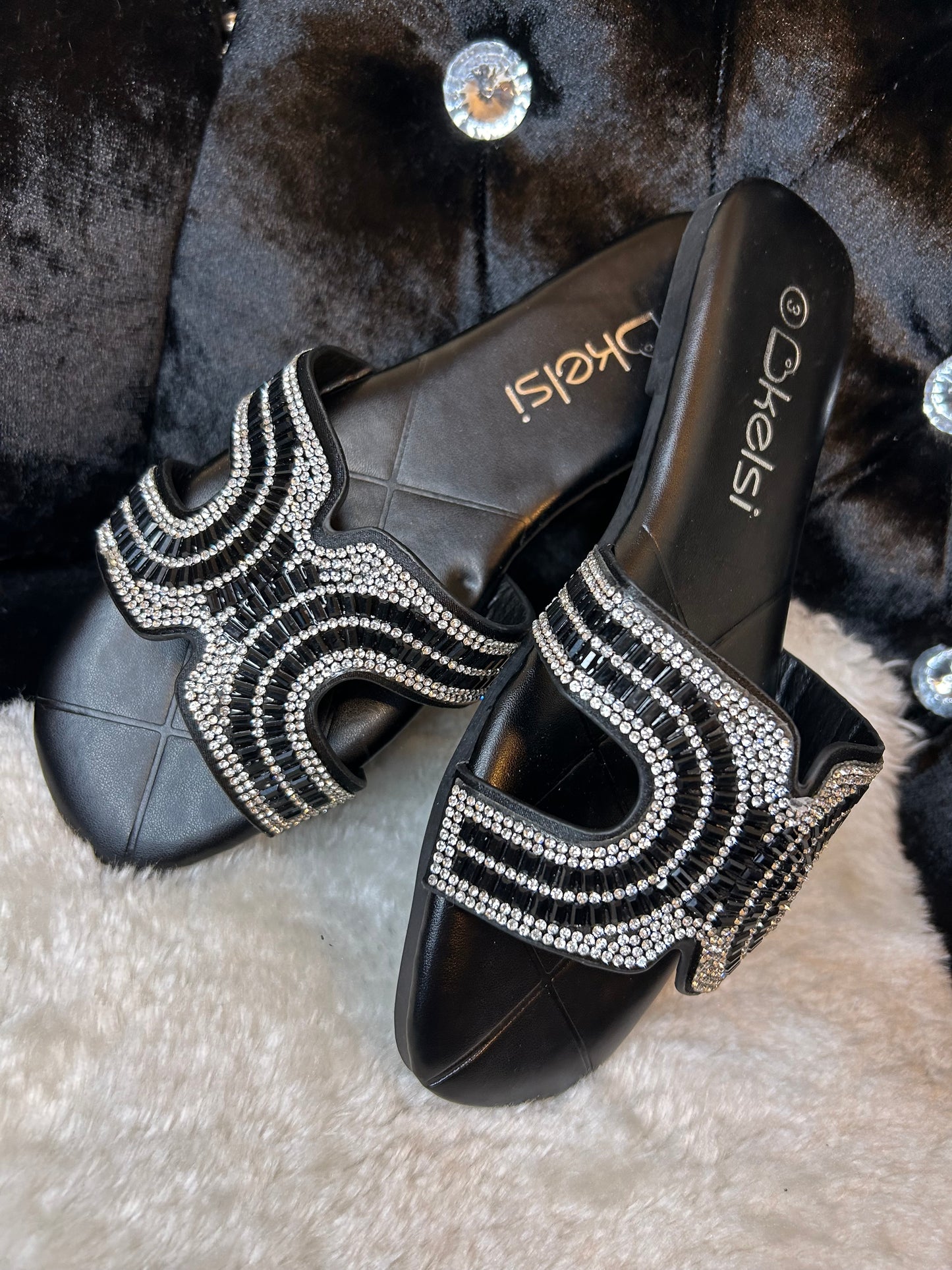 Black glitter gem sliders