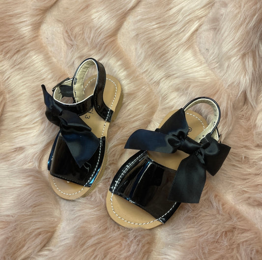 Baby to Toddlers Black Patent Bow Sandals